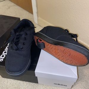 Boys Heelys size 13 black